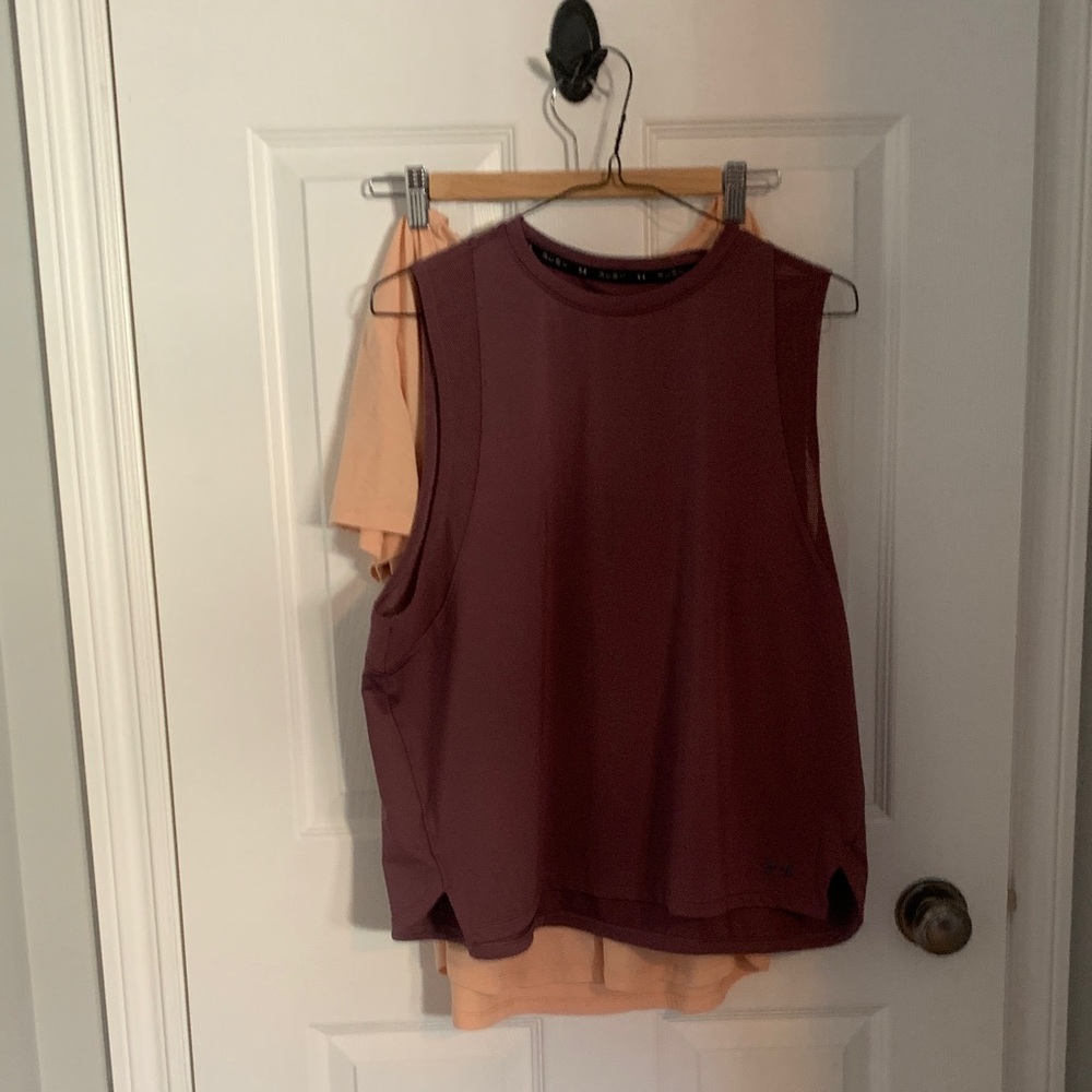 Under Armour Women's Sleeveless Maroon Muscle Tee